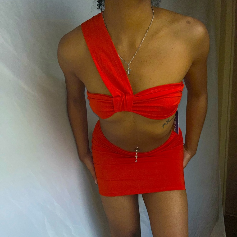 One Shoulder Two Piece Mini Skirt Set